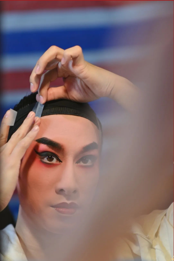 1744036945372138.png 18.png